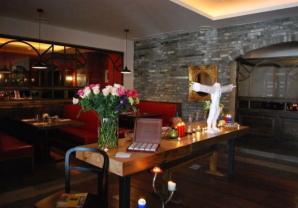 Astoria Hotel Seoul 4*,